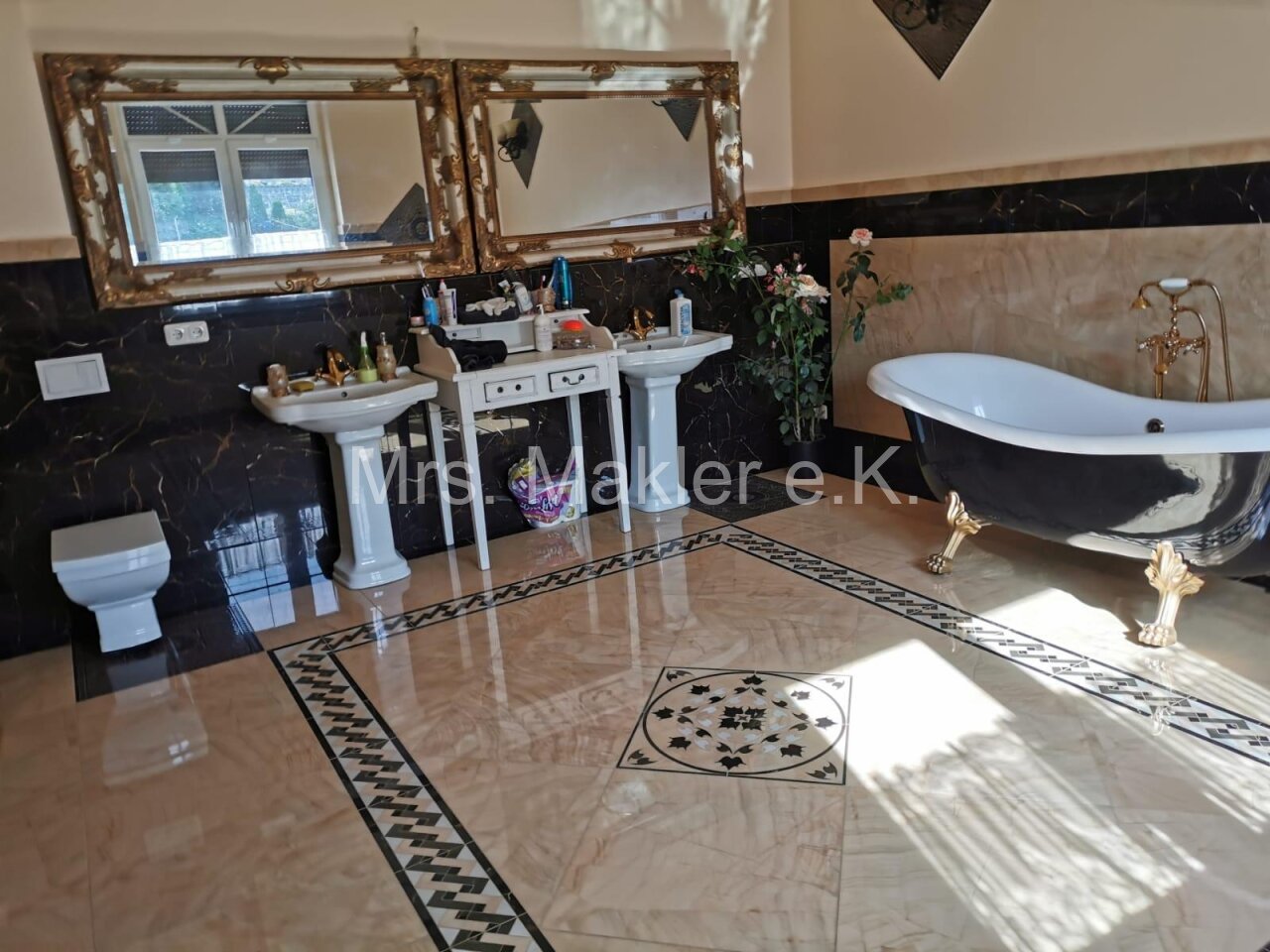 EG Masterbadezimmer 
